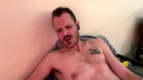 Snapshot of reed_thomas chatting on January 2025 03:05:02 AM Reed Thomas online show from January 2025 03:05:02 AM