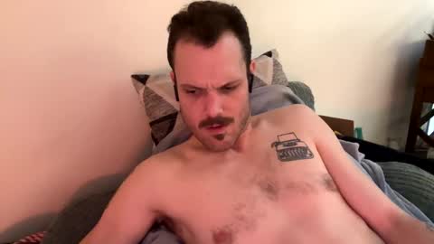 Snapshot of reed_thomas chatting on February 2025 07:17:01 AM Reed Thomas online show from February 2025 07:17:01 AM