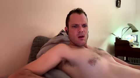 Snapshot of reed_thomas chatting on November 2025 12:10:02 AM Reed Thomas online show from November 2025 12:10:02 AM