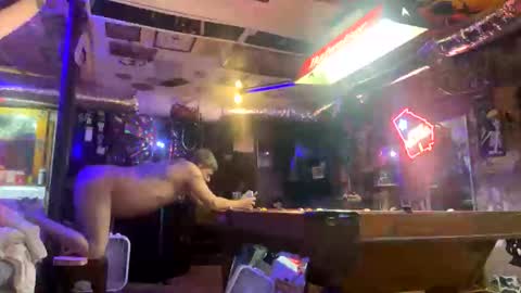 Lee online show from November 2025 03:19:01 AM