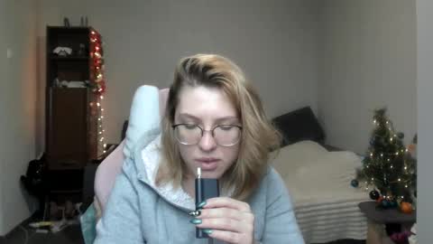 Regina online show from January 2025 02:52:01 AM