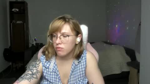 Regina online show from January 2025 04:40:01 PM