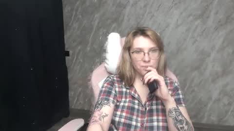 Regina online show from January 2025 05:26:02 AM
