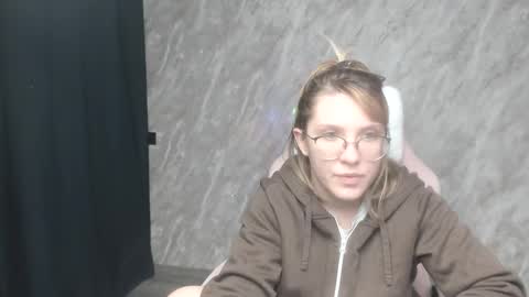 Regina online show from January 2025 09:29:01 AM