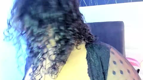 reginavegaa online show from December 2025 11:41:02 AM