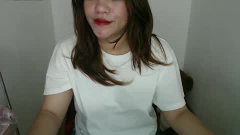 reign2525 online show from February 2025 04:03:02 AM