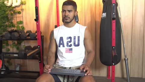 Snapshot of reik_von chatting on October 2025 12:05:02 PM Reik online show from October 2025 12:05:02 PM