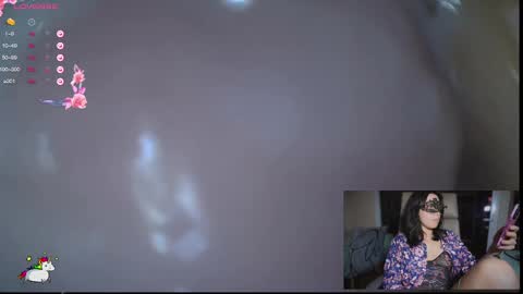 Snapshot of reinacatchile chatting on October 2025 01:01:02 AM Reinacatchile online show from October 2025 01:01:02 AM