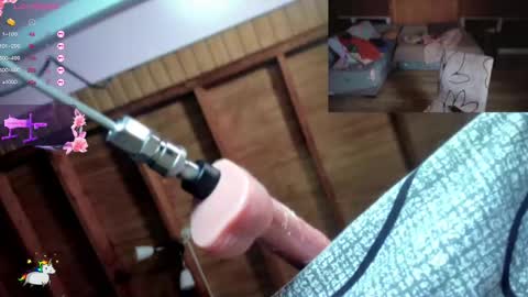 Snapshot of reinacatchile chatting on October 2025 12:58:01 AM Reinacatchile online show from October 2025 12:58:01 AM