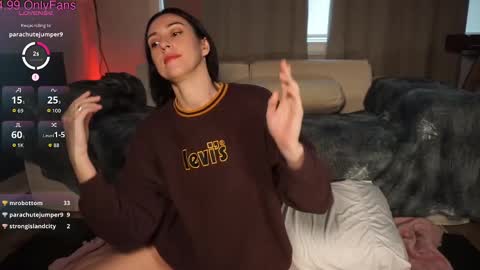 Snapshot of remibliss chatting on September 2025 05:40:01 PM Remi online show from September 2025 05:40:01 PM