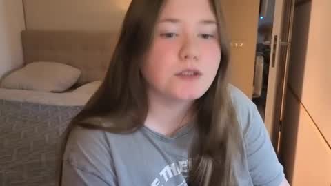 Snapshot of remirann_ chatting on October 2025 03:01:01 PM Ann OF - remirann21 online show from October 2025 03:01:01 PM