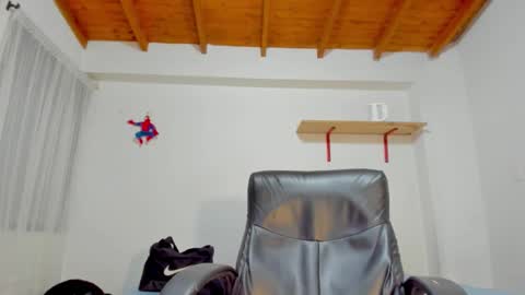 Rmy Steen online show from September 2025 11:41:02 PM