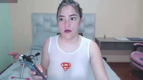 sofia online show from September 2025 03:23:02 PM