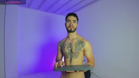 Snapshot of rendonass chatting on October 2025 12:17:02 PM rendonass online show from October 2025 12:17:02 PM