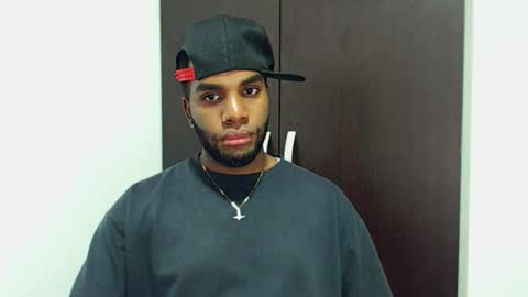 Snapshot of rene_hotman chatting on October 2025 08:40:02 PM Rene online show from October 2025 08:40:02 PM