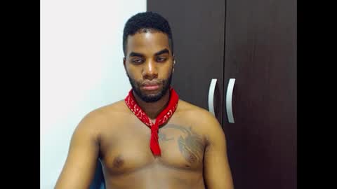 Snapshot of rene_hotman chatting on October 2025 09:35:02 PM Rene online show from October 2025 09:35:02 PM