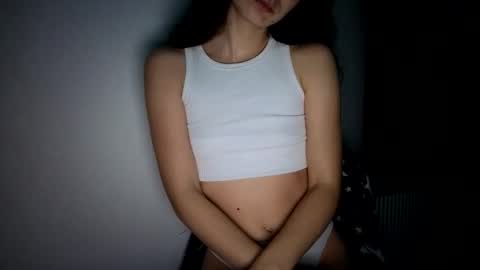 renee_loah online show from November 2025 10:10:02 PM