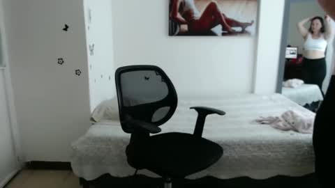 renesmee tanner online show from January 2025 05:55:02 PM