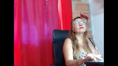 Rennata online show from December 2024 07:11:02 PM