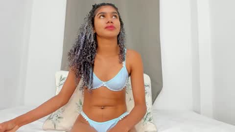  Renata  online show from March 2025 12:12:01 PM
