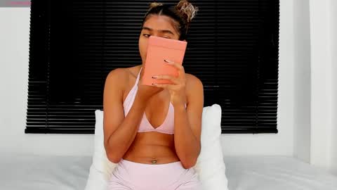  Renata  online show from September 2025 12:08:02 PM