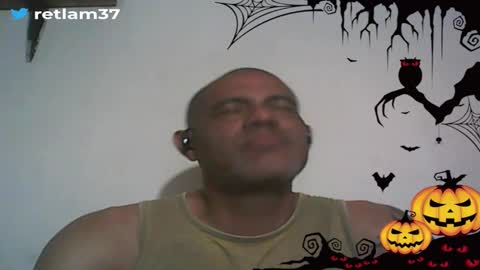 Snapshot of retlam37 chatting on October 2025 04:49:01 AM Walter online show from October 2025 04:49:01 AM