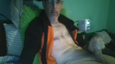 Snapshot of reyes_albert2006 chatting on November 2025 10:37:02 AM reyes_albert2006 online show from November 2025 10:37:02 AM