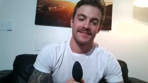 Snapshot of rguy114 chatting on November 2025 06:18:02 PM Ryan online show from November 2025 06:18:02 PM