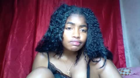 Snapshot of rhaeli208 chatting on October 2025 12:50:01 PM rhaeli208 online show from October 2025 12:50:01 PM