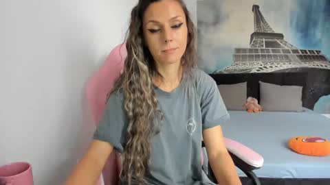 Snapshot of rheaetthan chatting on November 2025 11:51:02 AM rheaetthan online show from November 2025 11:51:02 AM