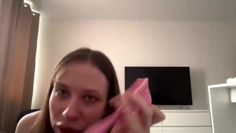 rhfjfj online show from September 2025 09:58:02 AM