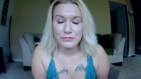 rhondarump online show from October 2025 03:03:02 PM