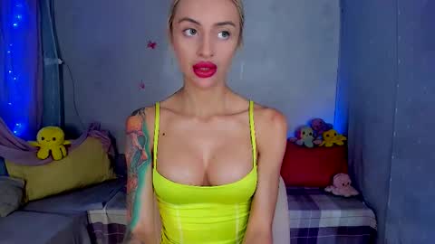 Iryna online show from September 2025 12:23:02 AM