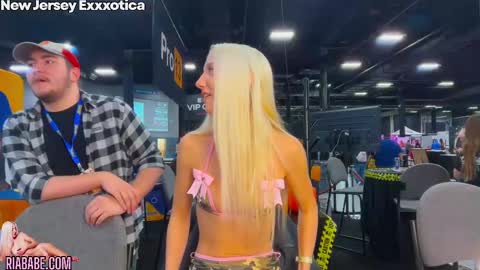 Snapshot of riababe chatting on October 2025 05:08:01 PM ria online show from October 2025 05:08:01 PM