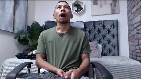 richar_voller online show from December 2024 11:36:01 AM