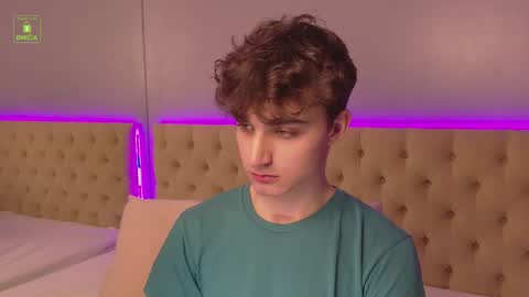 Richard online show from November 2025 03:22:01 PM