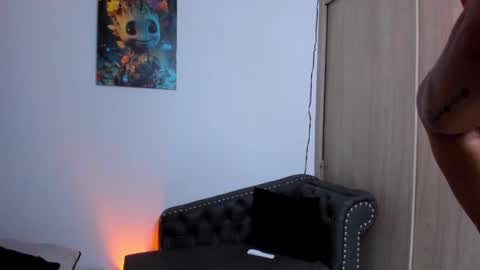 Andres online show from January 2025 04:43:01 AM