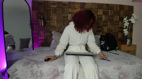 Sara online show from September 2025 10:08:02 AM