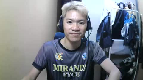 riiichie12 online show from October 2025 07:04:02 PM