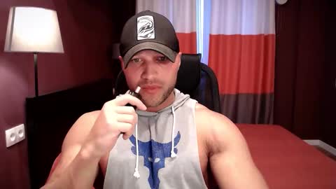 Snapshot of rikadler chatting on November 2025 03:28:01 AM rikadler online show from November 2025 03:28:01 AM