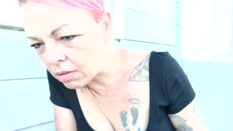 Snapshot of rileyraerhoads chatting on September 2025 04:43:02 PM rileyraerhoads online show from September 2025 04:43:02 PM