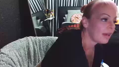 Snapshot of rileyraerhoads chatting on October 2025 02:26:02 AM rileyraerhoads online show from October 2025 02:26:02 AM