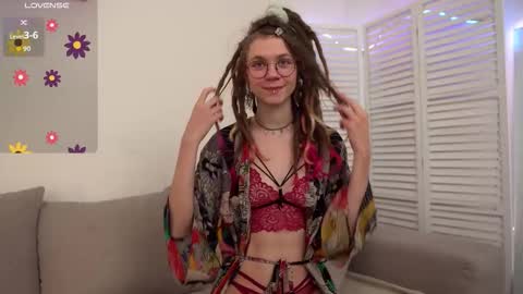 Snapshot of rin_skylar chatting on October 2025 06:35:02 AM Rin online show from October 2025 06:35:02 AM