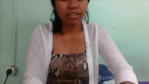 rinah856024 online show from October 2025 05:20:02 PM