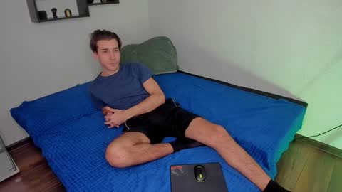 VAnitas online show from January 2025 10:43:01 AM