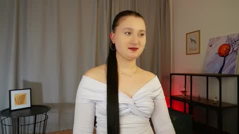 Hey Im Betsey  online show from October 2025 02:28:01 PM
