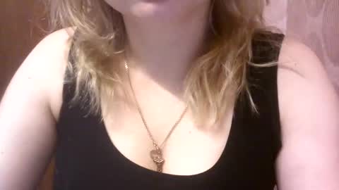 Snapshot of riveramaureen chatting on January 2025 04:47:02 AM RiveraMaureen online show from January 2025 04:47:02 AM