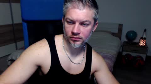 Snapshot of robbyshawz chatting on December 2024 08:56:01 AM robbyshawz online show from December 2024 08:56:01 AM