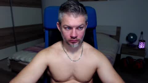 Snapshot of robbyshawz chatting on December 2024 05:48:01 AM robbyshawz online show from December 2024 05:48:01 AM