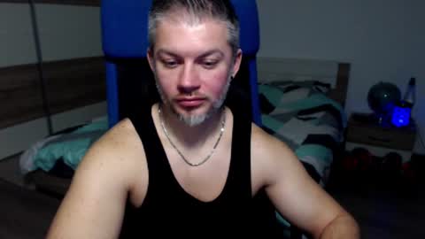 Snapshot of robbyshawz chatting on January 2025 11:52:01 AM robbyshawz online show from January 2025 11:52:01 AM